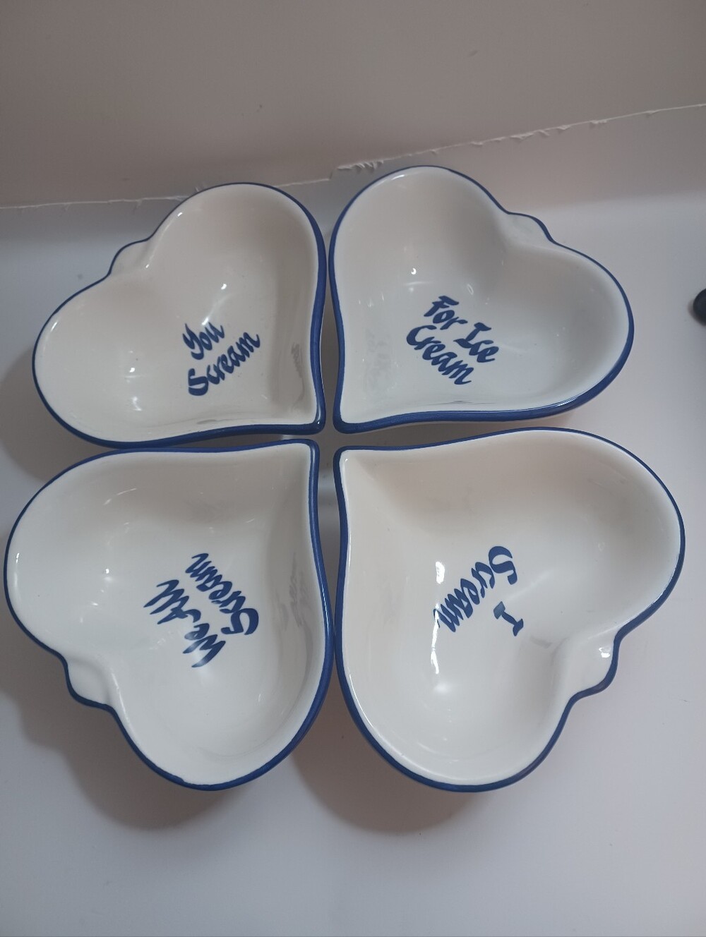 Clay Design I Sceam For Ice Cream Heart-Shaped Ceramic Dessert Bowls (Set of 4)